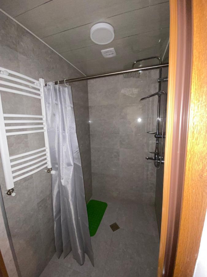 Guest House Victor Zhabeshi Екстериор снимка