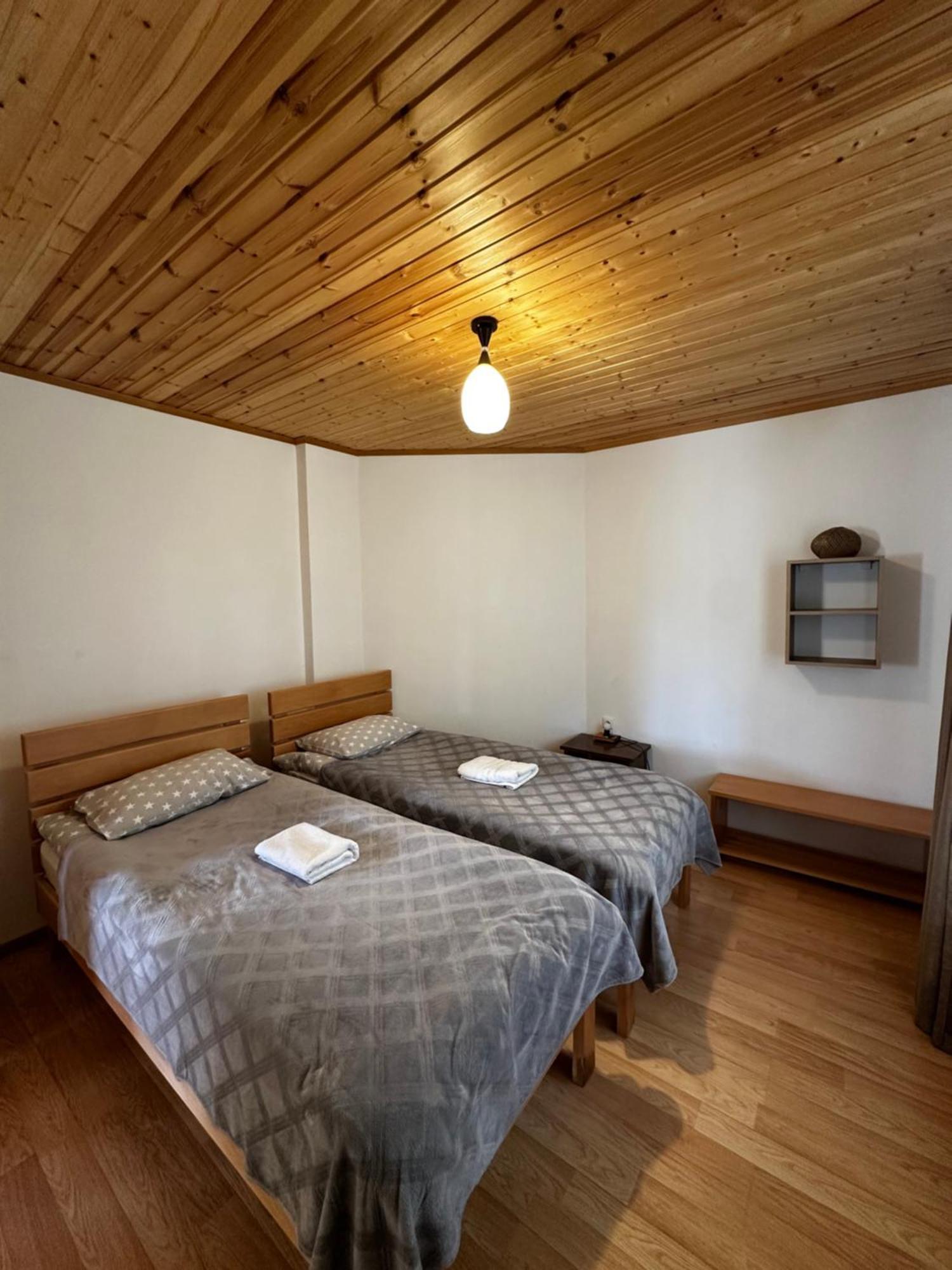 Guest House Victor Zhabeshi Екстериор снимка